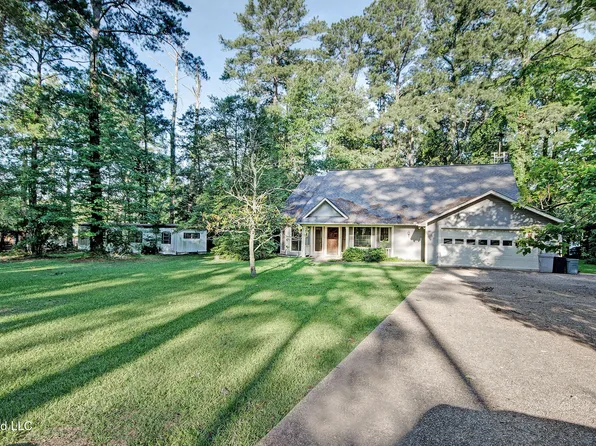 333 Lake Harbor Rd, Brandon, MS 39047