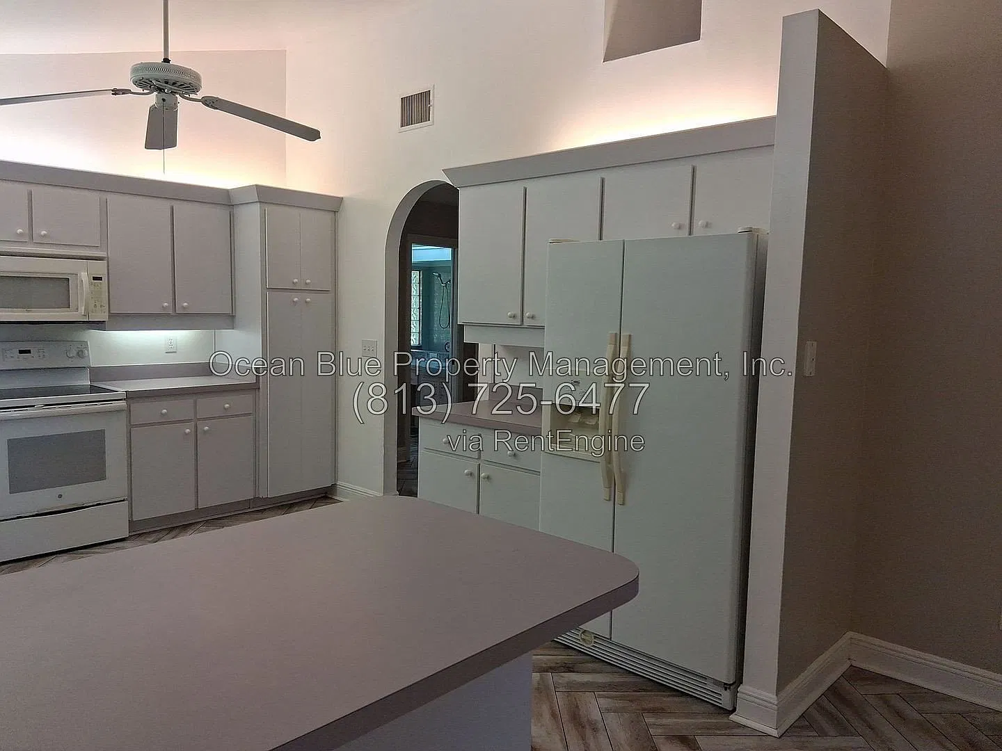 3 bed, 2.0 bath, 1915 sqft, $2,100 — Photo 3
