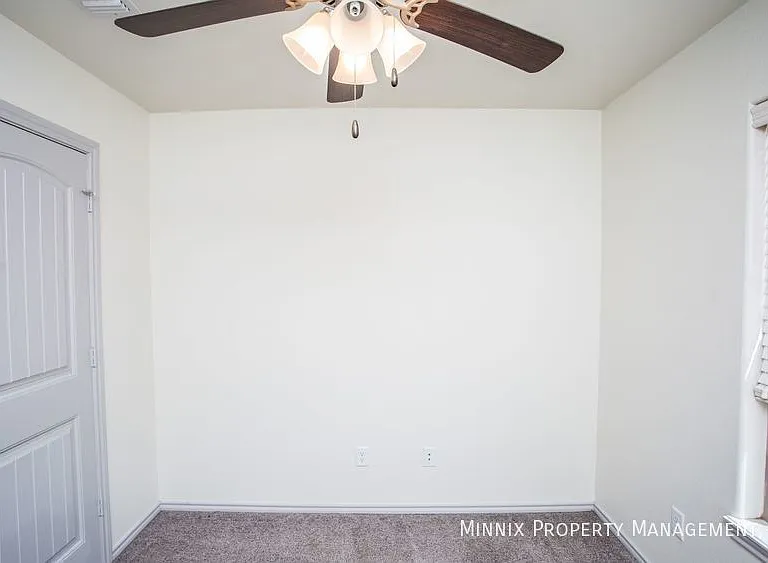 1118 Preston Trl — Photo 9