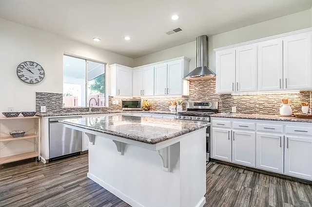 5806 W Sunnyview Ave — Photo 10