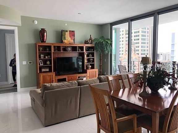 5th image of 100 1st Ave N Unit 1206