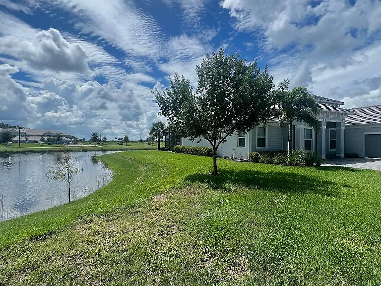 6047 Diamonte Pl — Photo 4