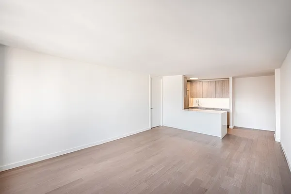 Rented by The Dermot Realty Management Company | media 16