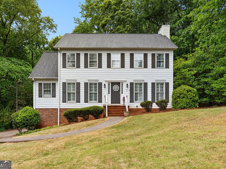 1st image of 129 Lismore Dr