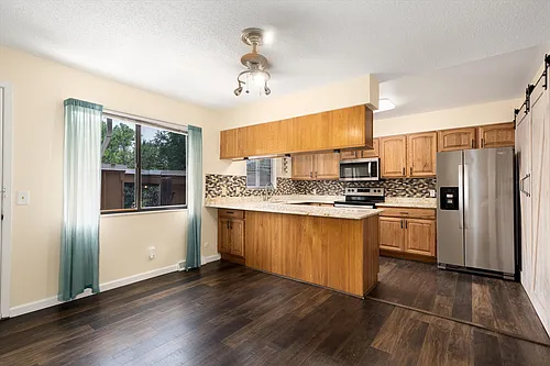 562 Vance St #D-9 Photo 1