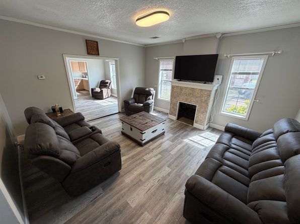 (undisclosed Address)