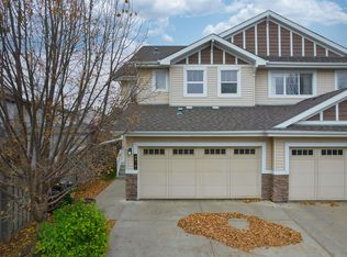 4816 213th St NW, Edmonton, AB T6M 0G7