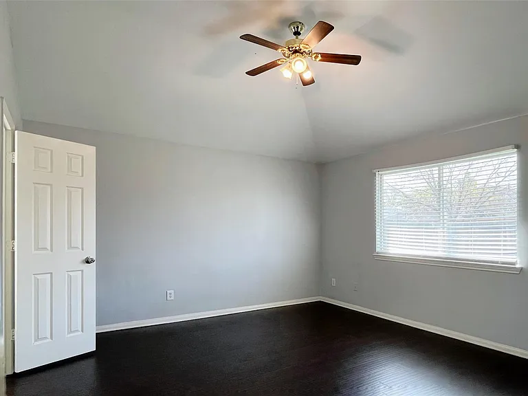 19335 Little Pine Ln — Photo 8