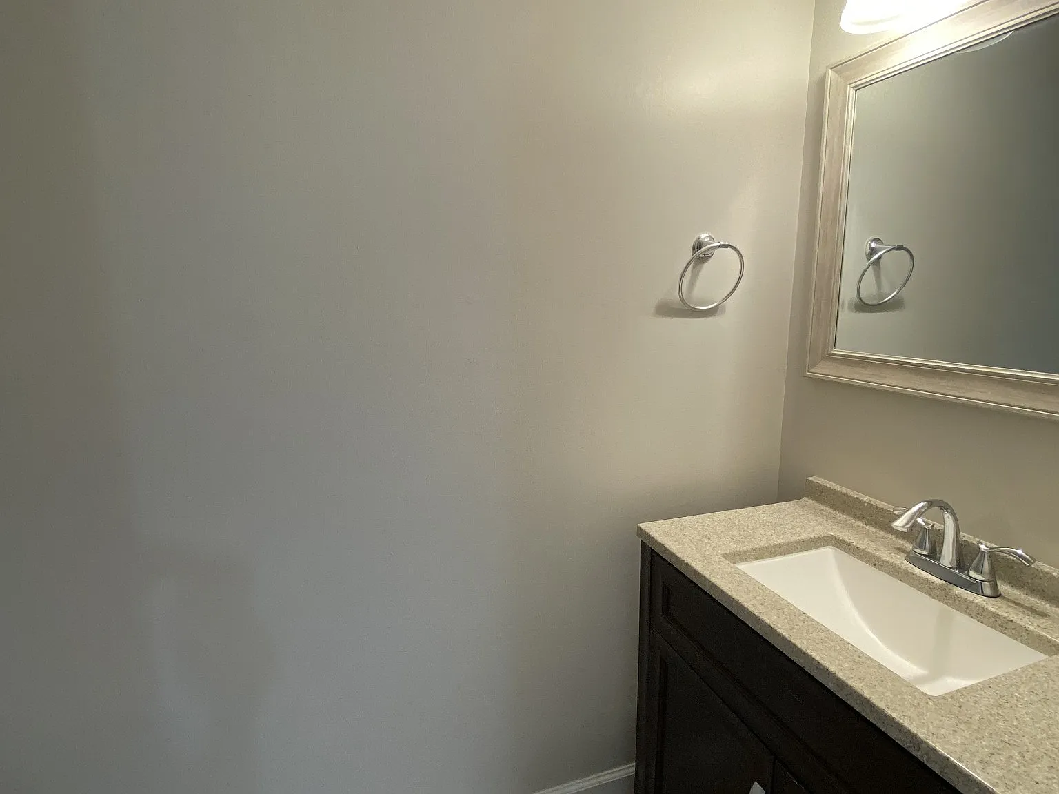 2 bed, 1.5 bath, 1020 sqft, $1,500 — Photo 3