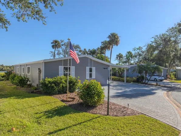 335 Schooner Ave, Edgewater, FL 32141