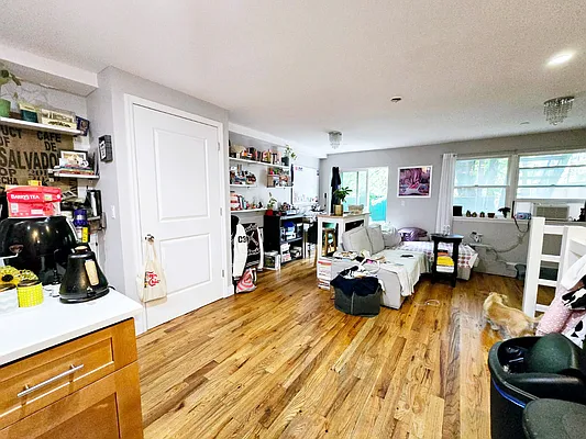 Rented by Voro New York | media 4