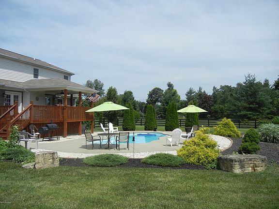 4th image of 2503 Fieldstone Dr