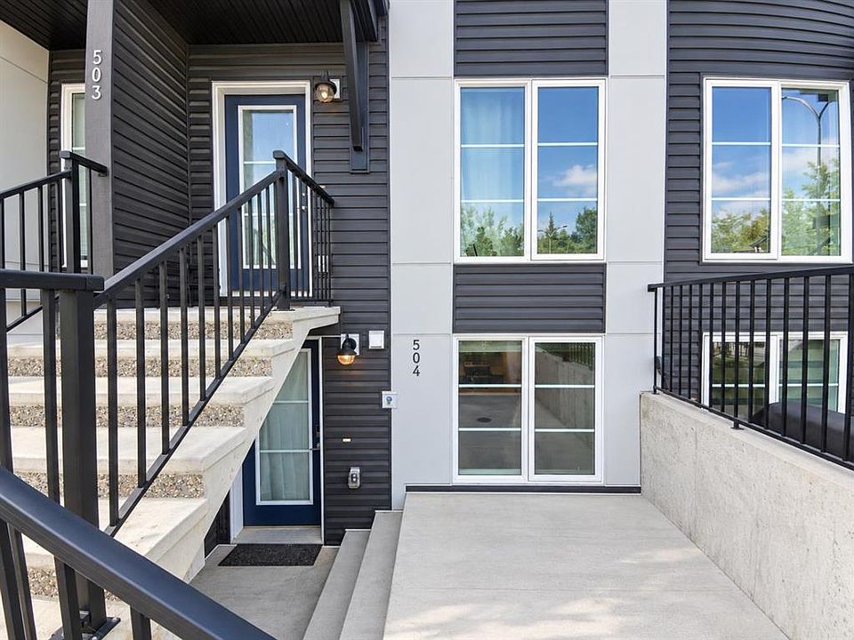 1st image of 474 NE Seton Cir SE #504