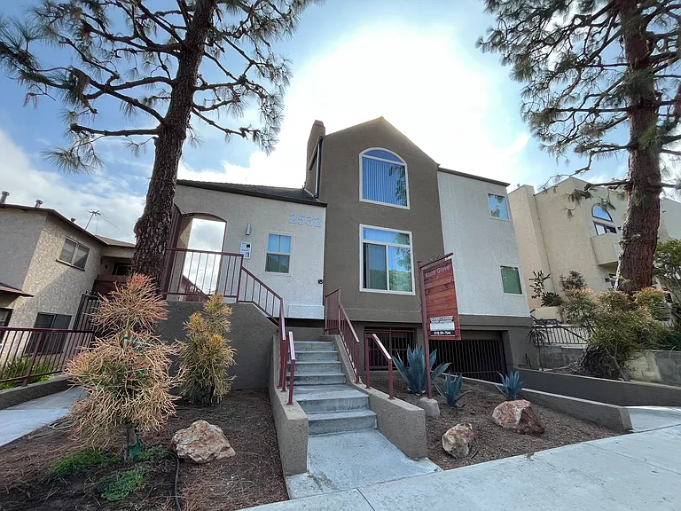 2532 S Centinela Ave #7 — Photo 16