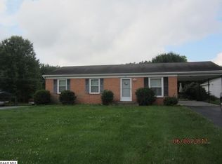 58 Seawright Springs Rd, Mount Sidney, VA 24467