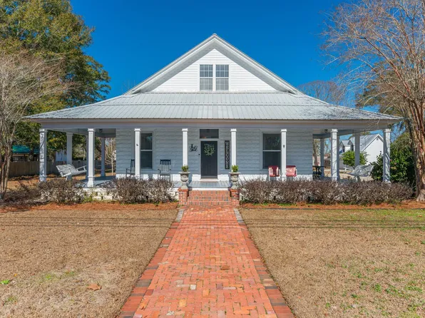 24377 E 5th Ave, Florala, AL 36442