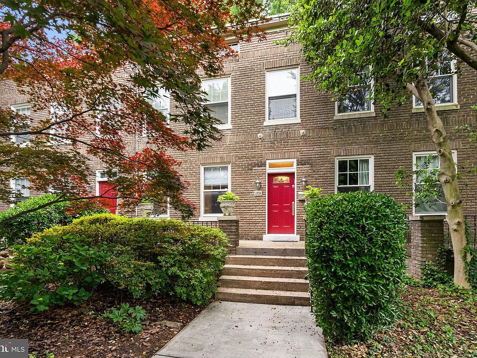 1st image of 2934 Porter St NW