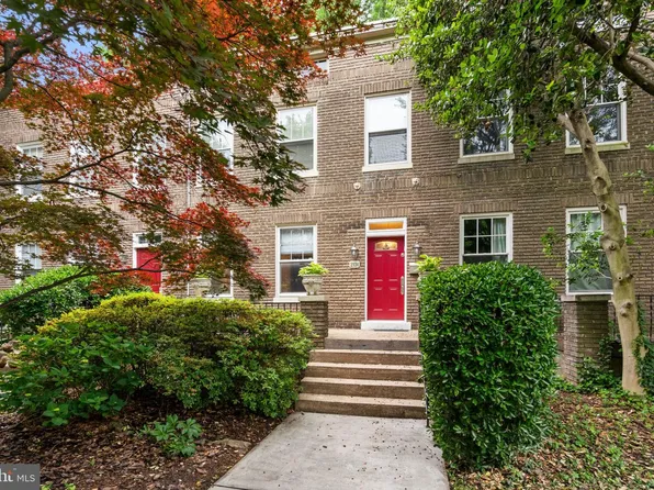 2934 Porter St NW, Washington, DC 20008