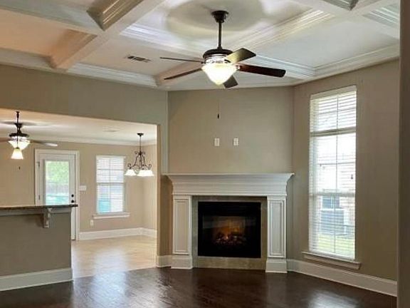 2nd image of 509 Palm Breeze Dr