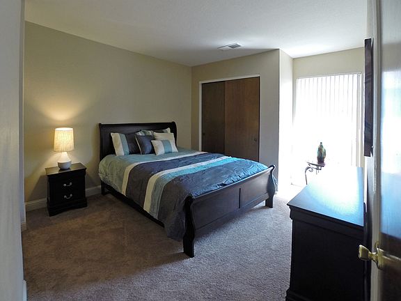 4th image of 916 Standiford Ave APT C