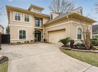 4631 Spruce St, Bellaire, TX 77401