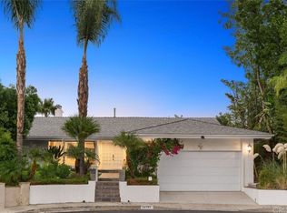 19141 Gayle Pl, Tarzana, CA 91356