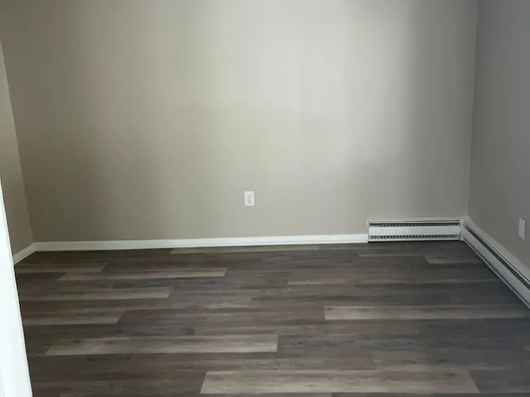Tiberwood Apartments — Photo 9