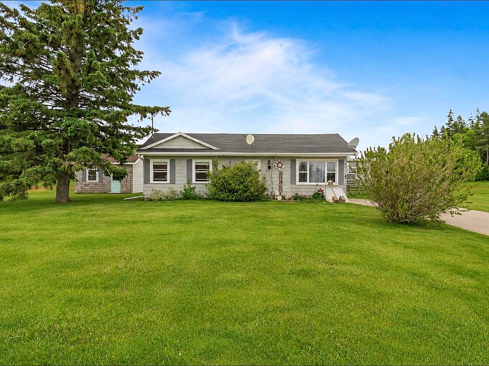 1st image of 28 Bells Point Rd