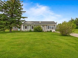 28 Bells Point Rd, Saint David's Parish, PE C0B 1X0
