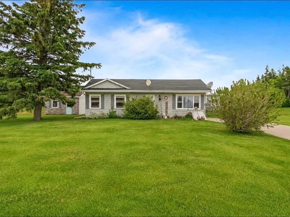 28 Bells Point Rd, Saint David's Parish, PE C0B 1X0