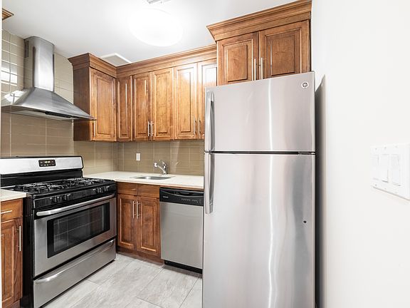 2nd image of 300 Eldert St APT 1L