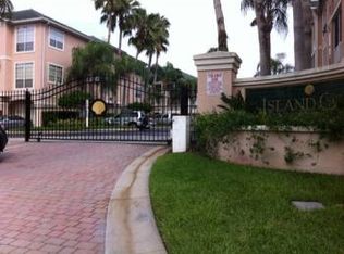 2312 Bay Club Cir, Rocky Point, FL 33607