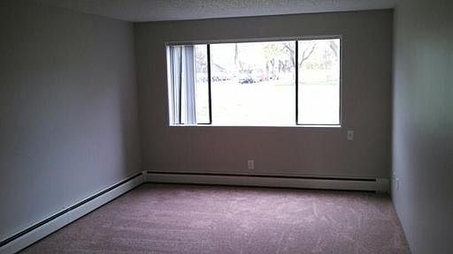 1st image of 527 W Alder St APT C101