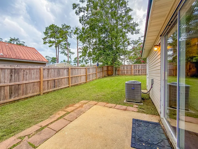 1367 Idlewild Dr — Photo 41