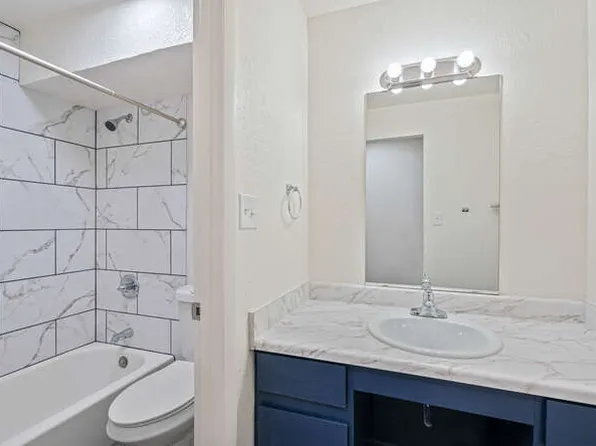 1377 Laredo St #307, Aurora, CO 80011