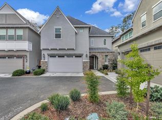 7546 Twin Bridges Ln, Citrus Heights, CA