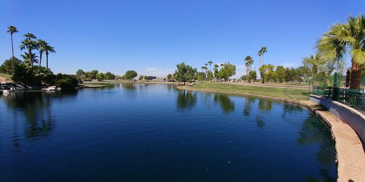 4 bed, 1966 sqft, $2,350 — Photo 1