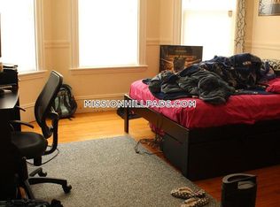 74 Hillside St #2A, Roxbury Crossing, MA 02120