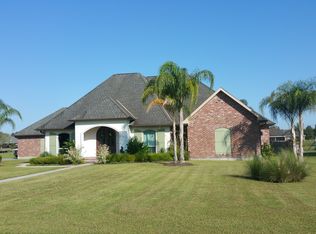 262 Tyler Christian Dr, Houma, LA 70360