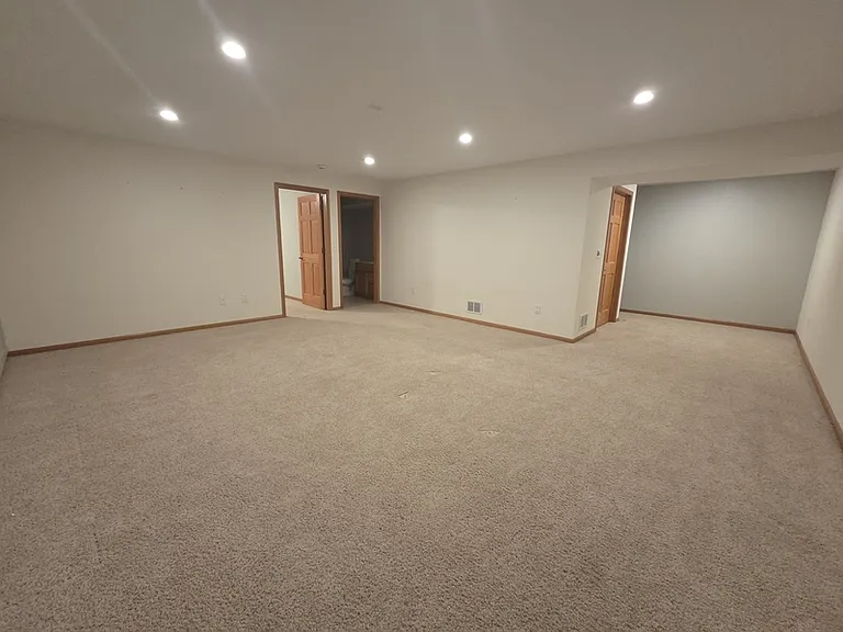334 Autumn Ln — Photo 15