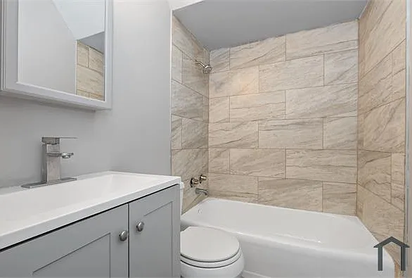 3939 W 63rd St #201 — Photo 6