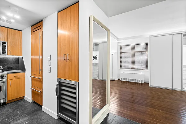 Sold by Corcoran | media 11