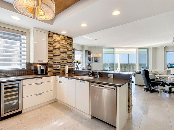 5th image of 4761 West Bay BLVD #601