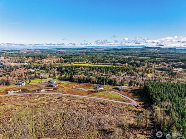 211 Dax Spur, Castle Rock, WA 98611