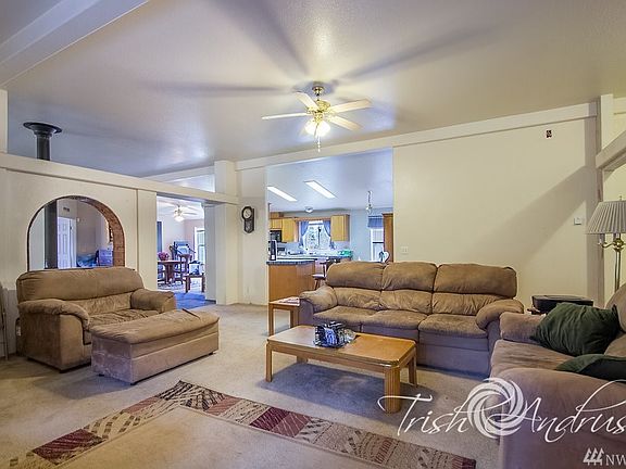 4th image of 1208 205th Avenue Kp S