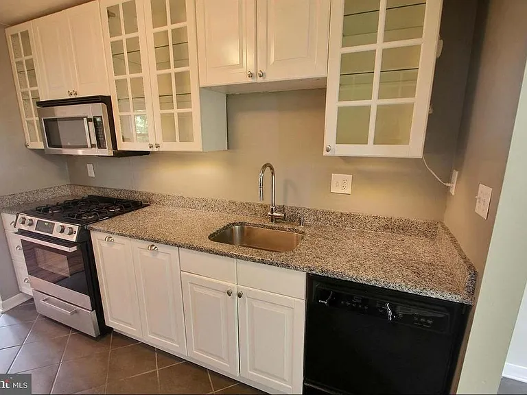 8315 Rhode Island Ave — Photo 7