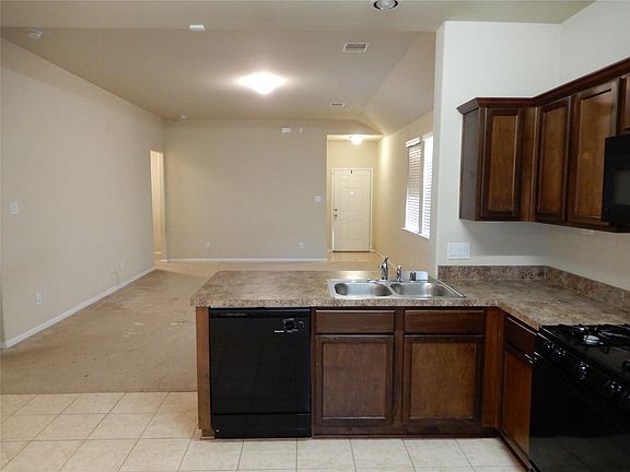 5th image of 9606 Briartrace Ct