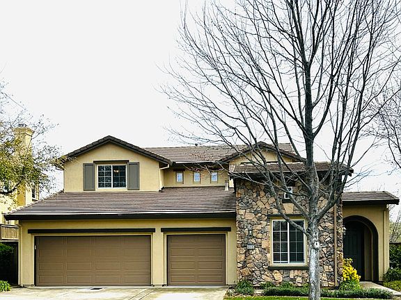 2nd image of 6113 Edgehill Dr