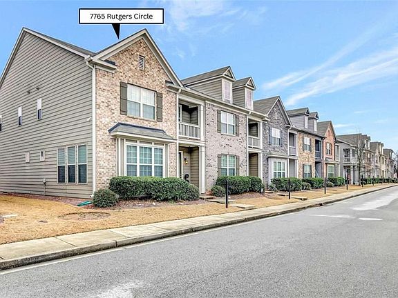 3rd image of 7765 Rutgers Cir