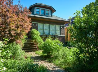 216 Le Moyne Pkwy, Oak Park, IL 60302